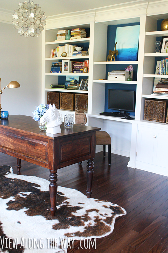 Bookshelf styling tips: How to make your bookshelf beautiful when it has to store actual books