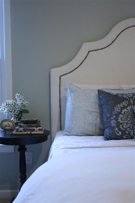 DIY upholstered headboard: white with nailhead