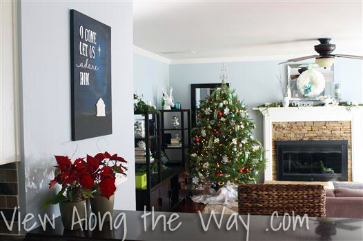 Decorating for Christmas with DIY art, acrylics and chipboard letters on canvas Decorating for Christmas with DIY art, acrylics and chipboard letters on canvas