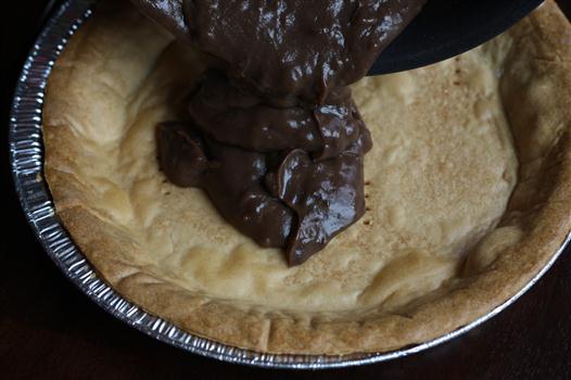How to make chocolate pie, chocolate pie recipe, chocolate cream pie