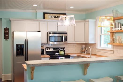 "Tame teal" DIY kitchen with lots of pretty details