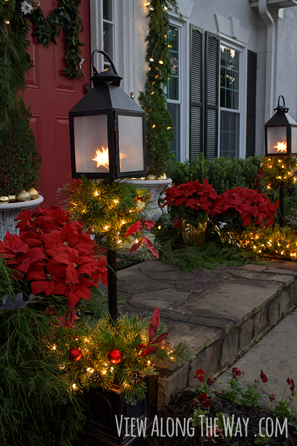 Ideas to decorate your front door for Christmas