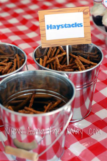 Farm/Barnyard First Birthday Party Food Table Ideas: Haystack Pretzels