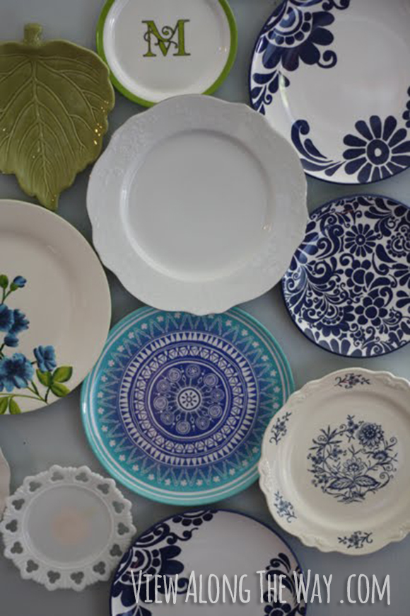 15 Decorative Plate Displays to Show Off Your Prettiest Pieces