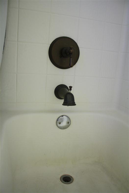 bathtub - How can I remove a stuck bath stopper assembly? - Home