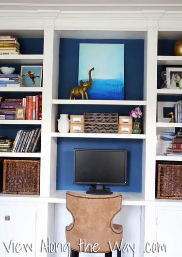 Decorated Bookshelves Diy Built In Bookshelf