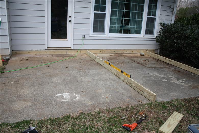 laying deck joists