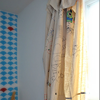 Create kids room curtains with sharpies, plus tons of inventive DIY curtain ideas