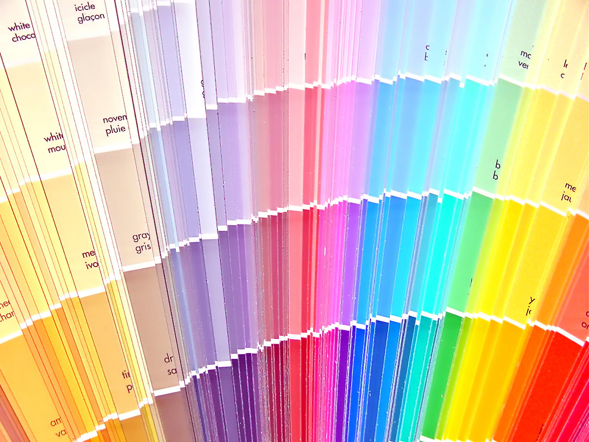 How to decorate avoid the biggest decorating mistake with this tip!