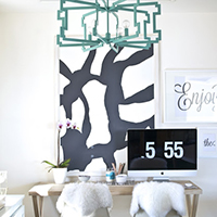 Large-scale DIY artwork, plus TONS of beautiful, easy DIY art ideas anyone can make!