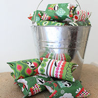 Make an advent calendar from paper towel rolls - plus 21 other creative, kid-friendly advent ideas!