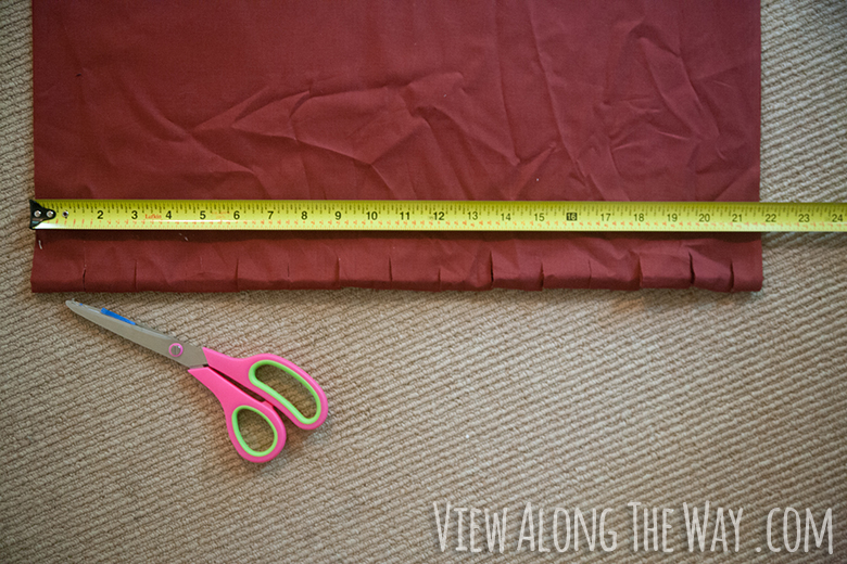 how to cut long strips of fabric quickly and easily