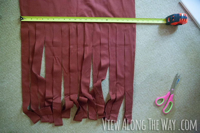 how to make your own curtains, cutting strips of fabric