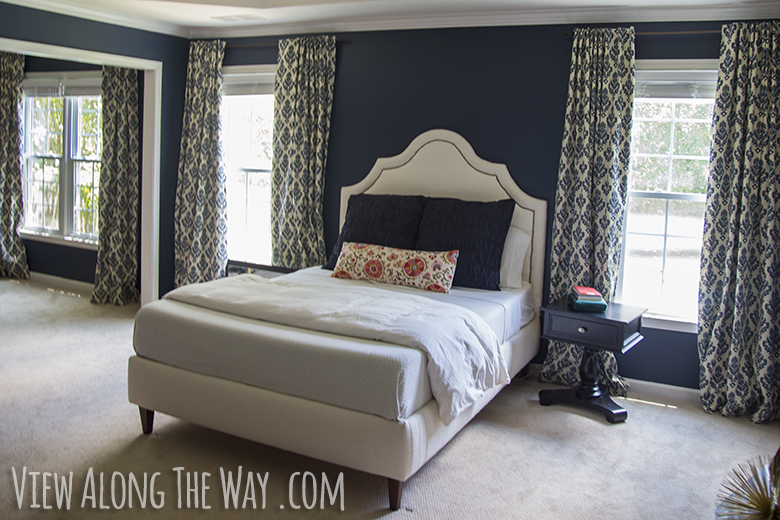 Benjamin Moore Hale Navy paint color