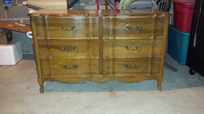 dresser1